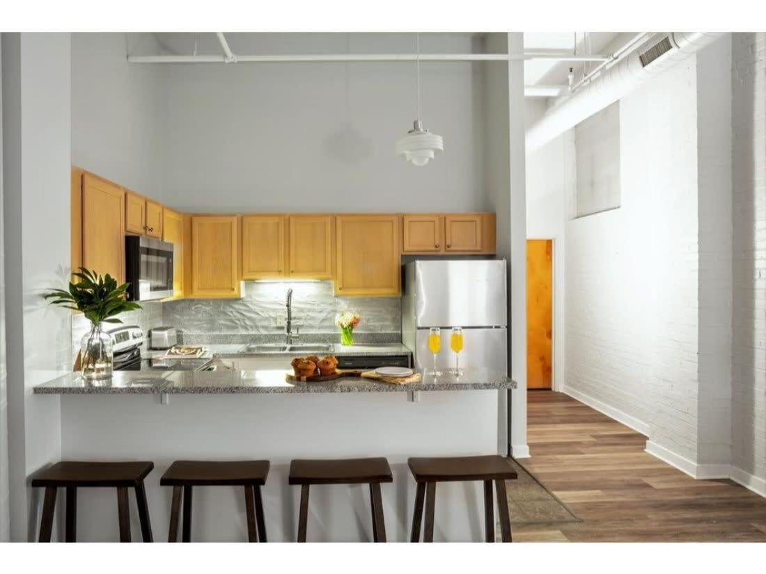 Beautiful 2Br 2Ba In The Block By Cozysuites Indianapolis Zewnętrze zdjęcie