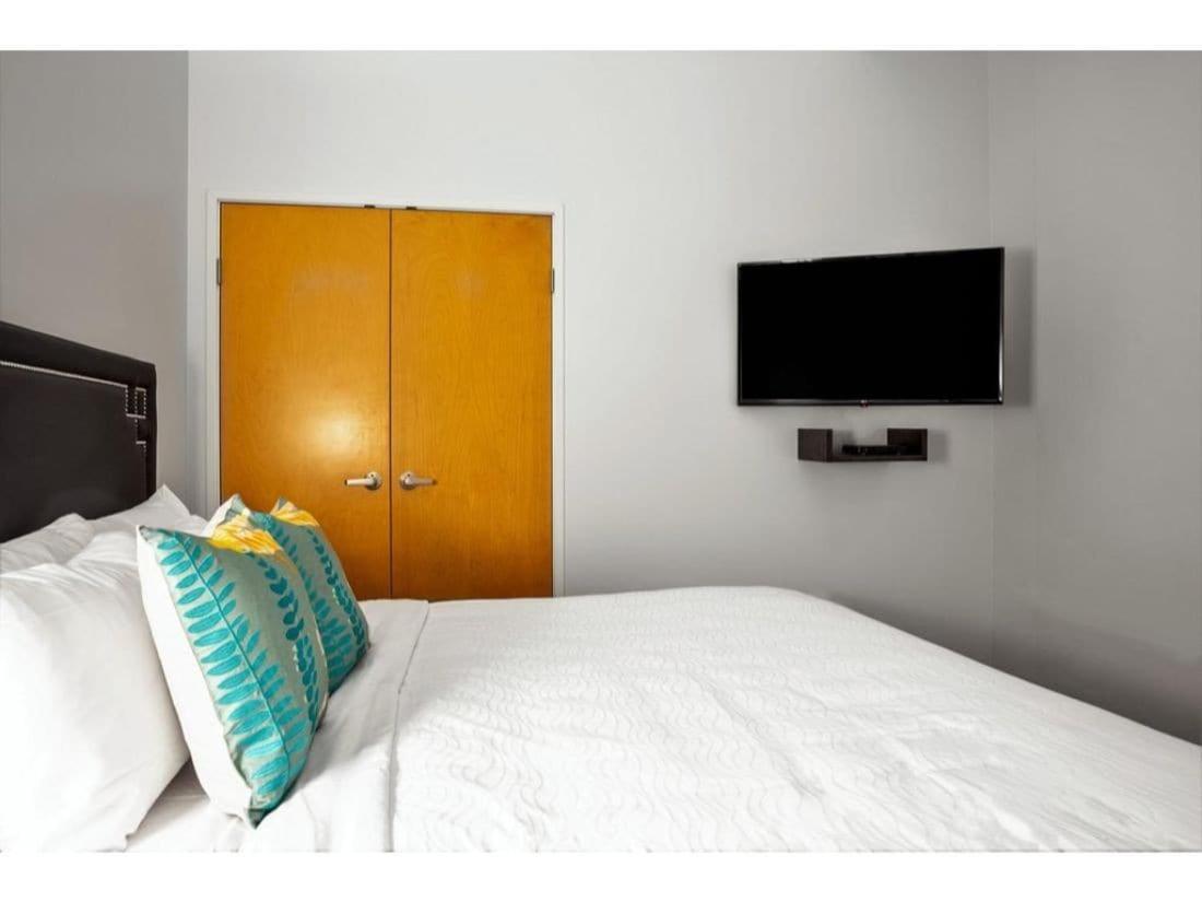 Beautiful 2Br 2Ba In The Block By Cozysuites Indianapolis Zewnętrze zdjęcie